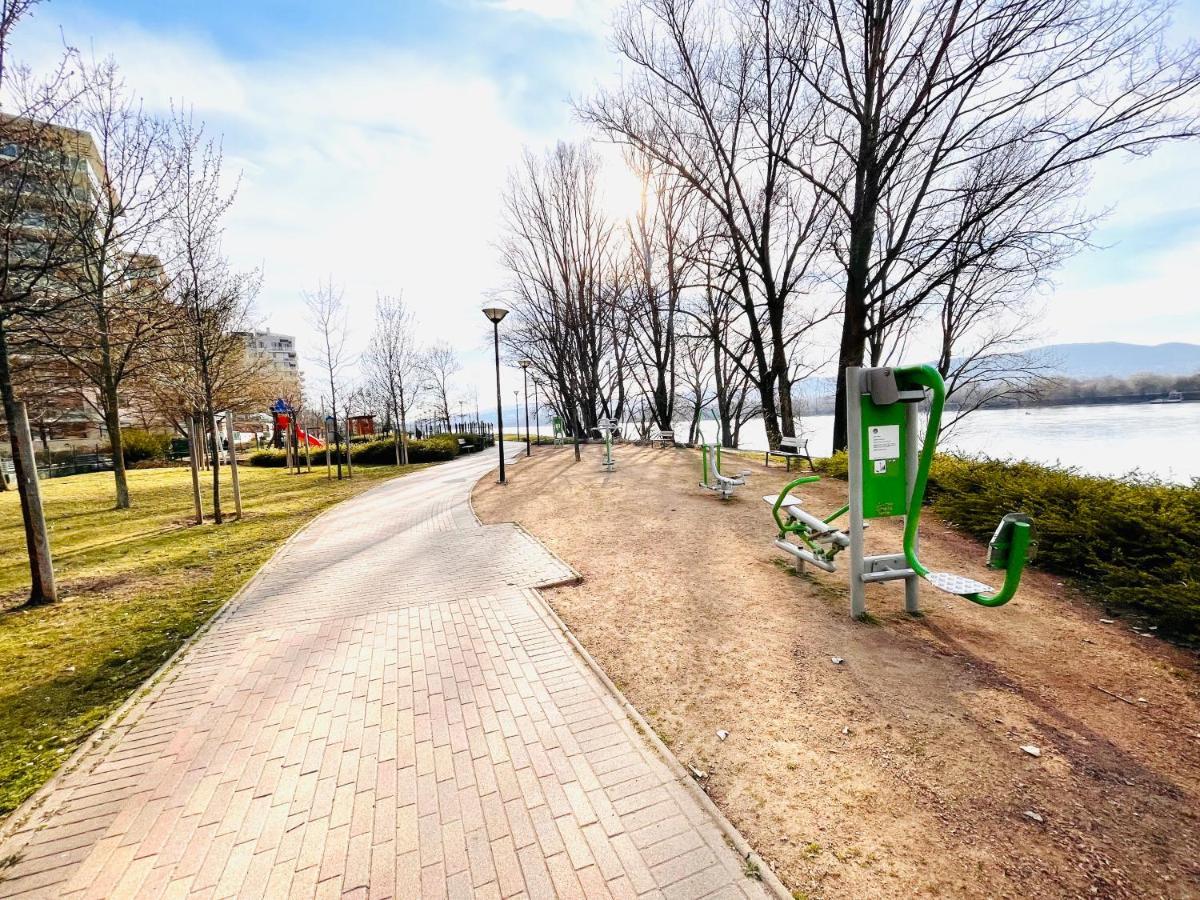 Marina Garden Budapeste Exterior foto