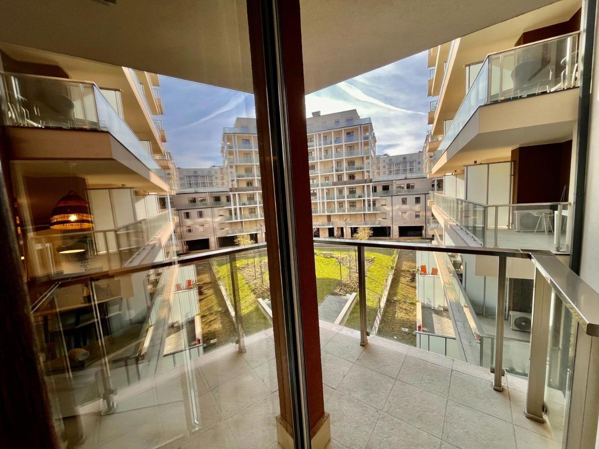 Marina Garden Budapeste Exterior foto